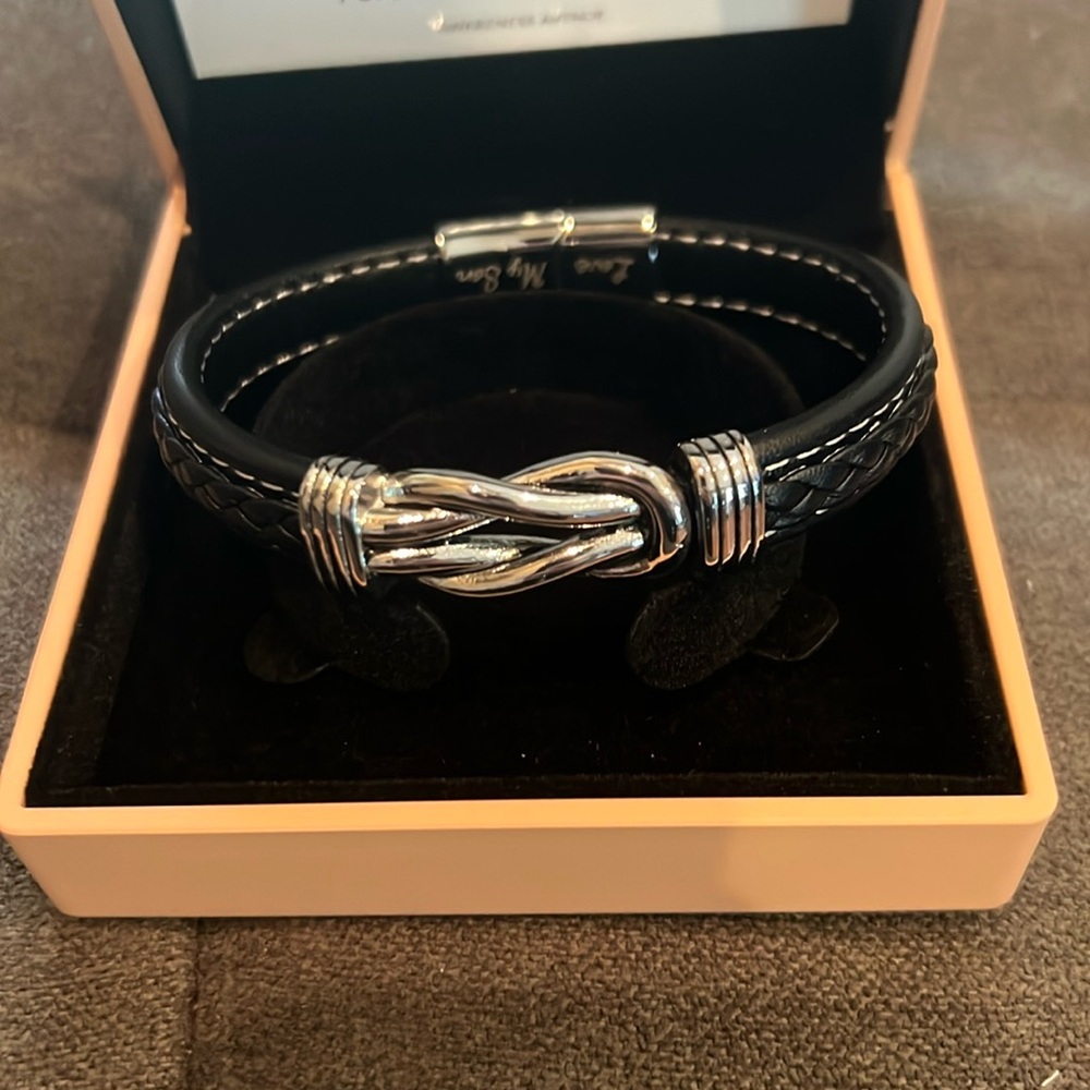 Awareness Avenue Son bracelet
